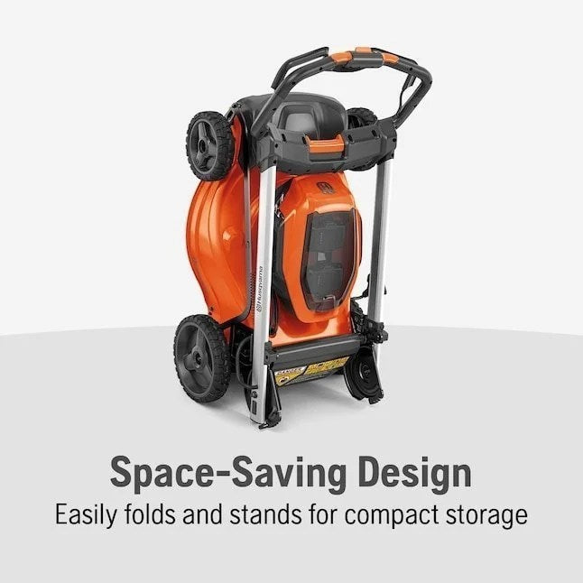 Casavibeo Husqvarna Lawn Xpert LE322R 40-volt 21-inch self-propelled battery push mower on a lawn.