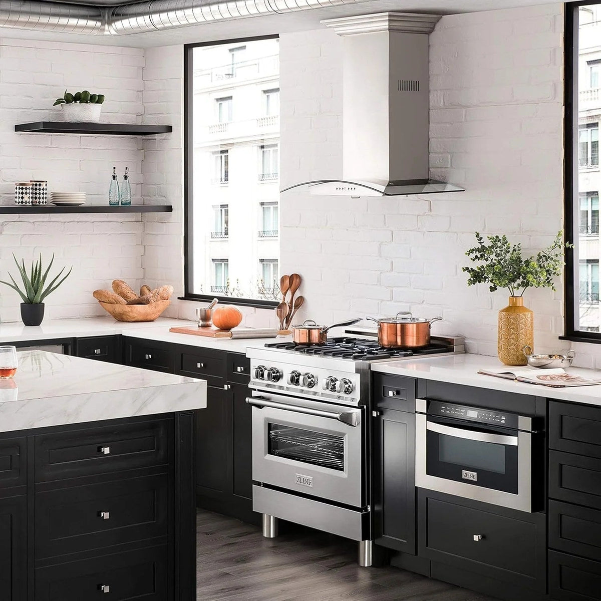 Casavibeo ZLINE 30-inch dual fuel range with stainless steel finish, featuring multiple burners and oven controls.