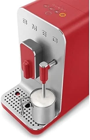 Casavibeo SMEG fully automatic coffee machine with steam wand, sleek design and control panel for brewing espresso and frothing milk.