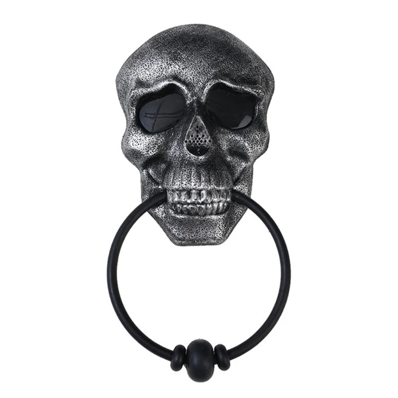 Belro Skeleton Head door knocker Halloween decoration mounted on a door, featuring a spooky skeletal design for Halloween decor.