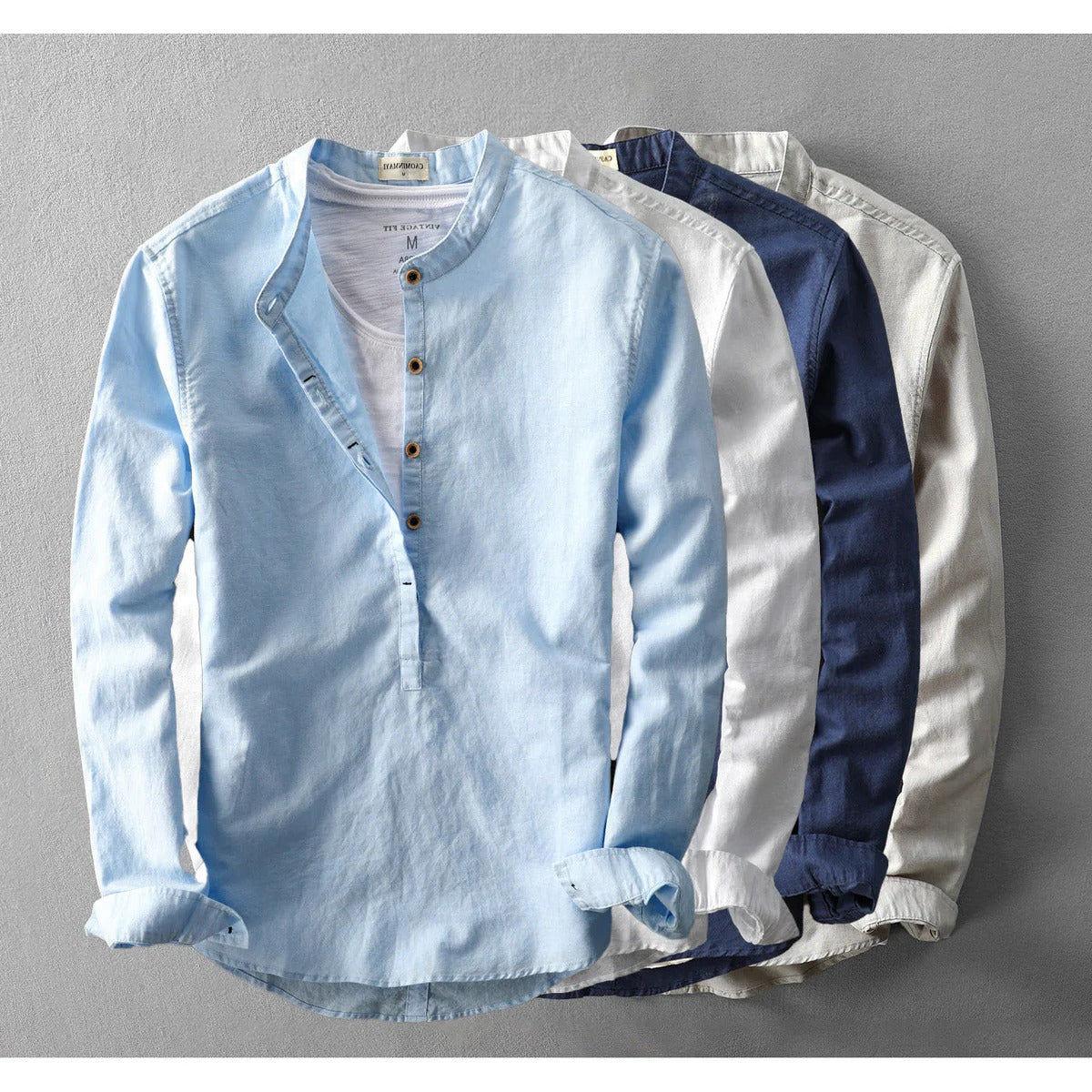 Men's Belro linen shirt in light fabric, featuring a casual fit and short sleeves, perfect for warm weather.