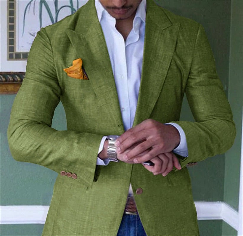 Men's Belro blazer jacket, tailored fit with classic lapel, shown in dark navy fabric on a model.