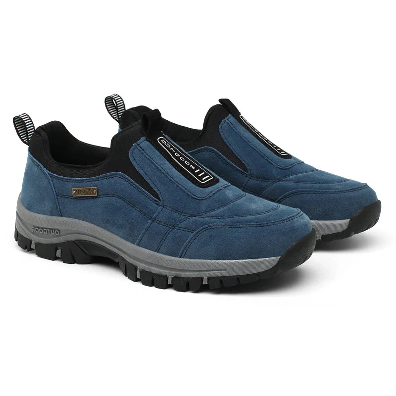 Belro orthopedic hiking shoes in black with supportive soles and ankle padding, designed for comfort and health during outdoor walks.