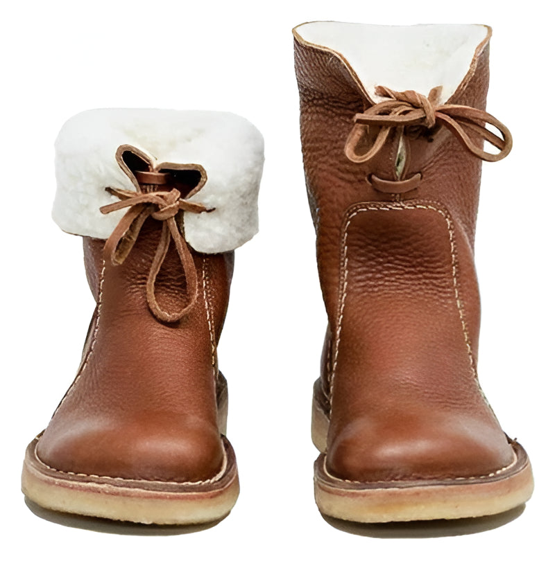 Belro wool-lined boots showing durable footwear with cozy interior and rugged sole, ideal for cold weather.