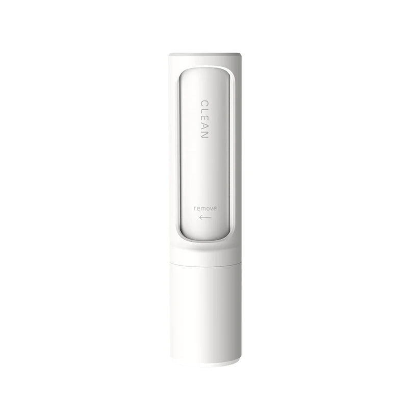 Belro reusable lint roller and pet hair remover brush in white, ideal for removing lint and pet hair from clothing and fabrics.