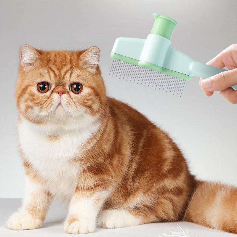 Belro flea comb for dogs and cats with fine teeth for removing fleas and fleas eggs from pets' fur.
