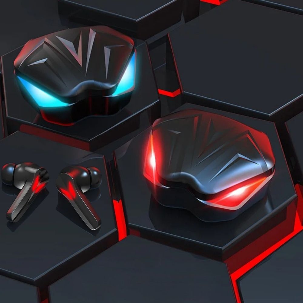 Belro wireless gaming earphones with microphone, compact earbuds designed for PC gaming, featuring in-ear fit and built-in mic.