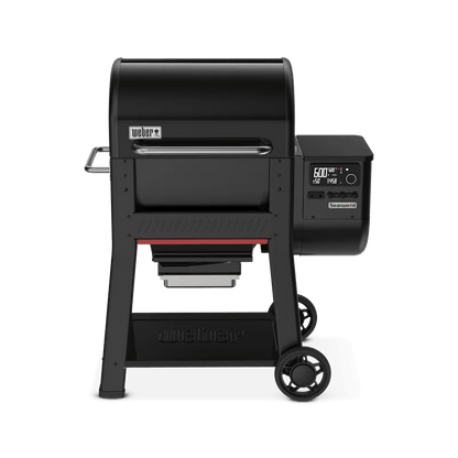 Casavibeo Weber Searwood 600 Pellet Grill with stainless steel exterior and digital control panel, cooking surface with pellet hopper.