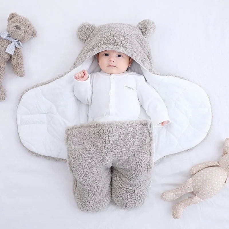 Soft Belro baby swaddle blanket with pastel colors, cozy and lightweight, perfect for gentle swaddling and comfort.