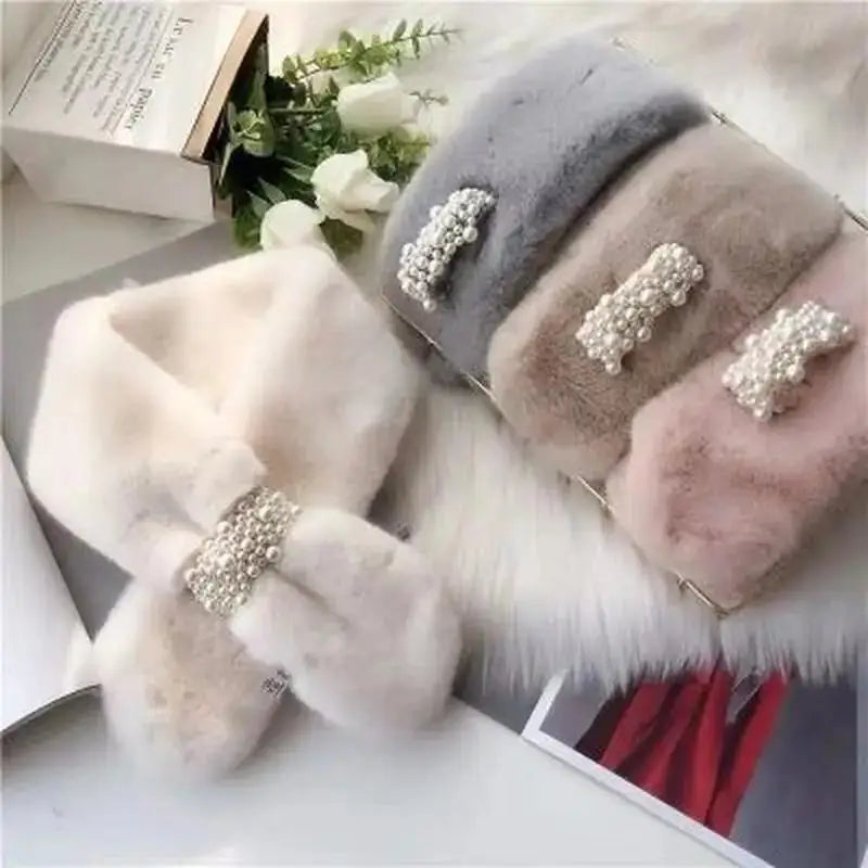 Belro luxury faux fur pearl winter scarf with soft fur and elegant pearl accents, perfect as a stylish winter accessory.