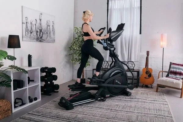 Casavibeo Sole E35 elliptical trainer with digital display and adjustable resistance for low-impact cardio workouts.