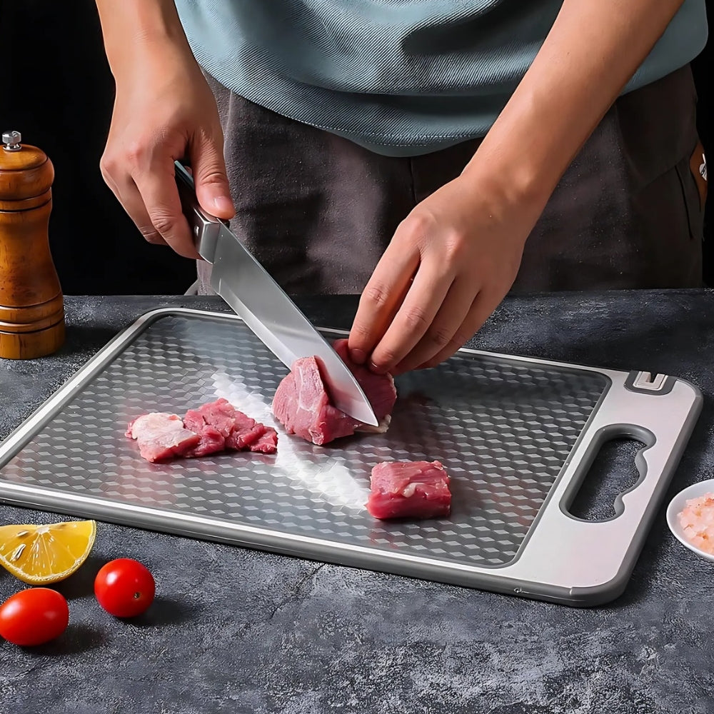 Belro scratch-resistant stainless steel cutting board for kitchen and dining, durable and easy to clean.