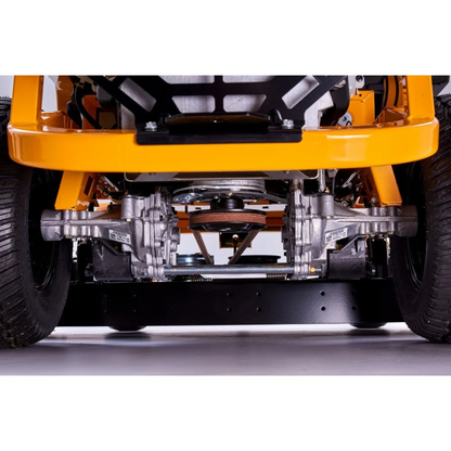 Casavibeo Cub Cadet Ultima ZT1 42 zero-turn lawn mower with a wide cutting deck and ergonomic design, shown on a green lawn.