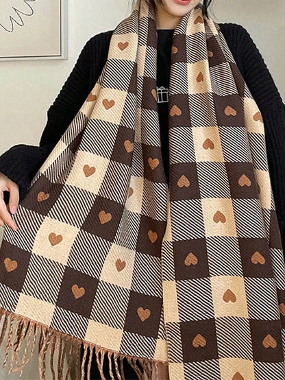 Belro cozy checkered winter scarf shawl with warm, soft fabric and classic plaid pattern, perfect for cold-weather accessories.