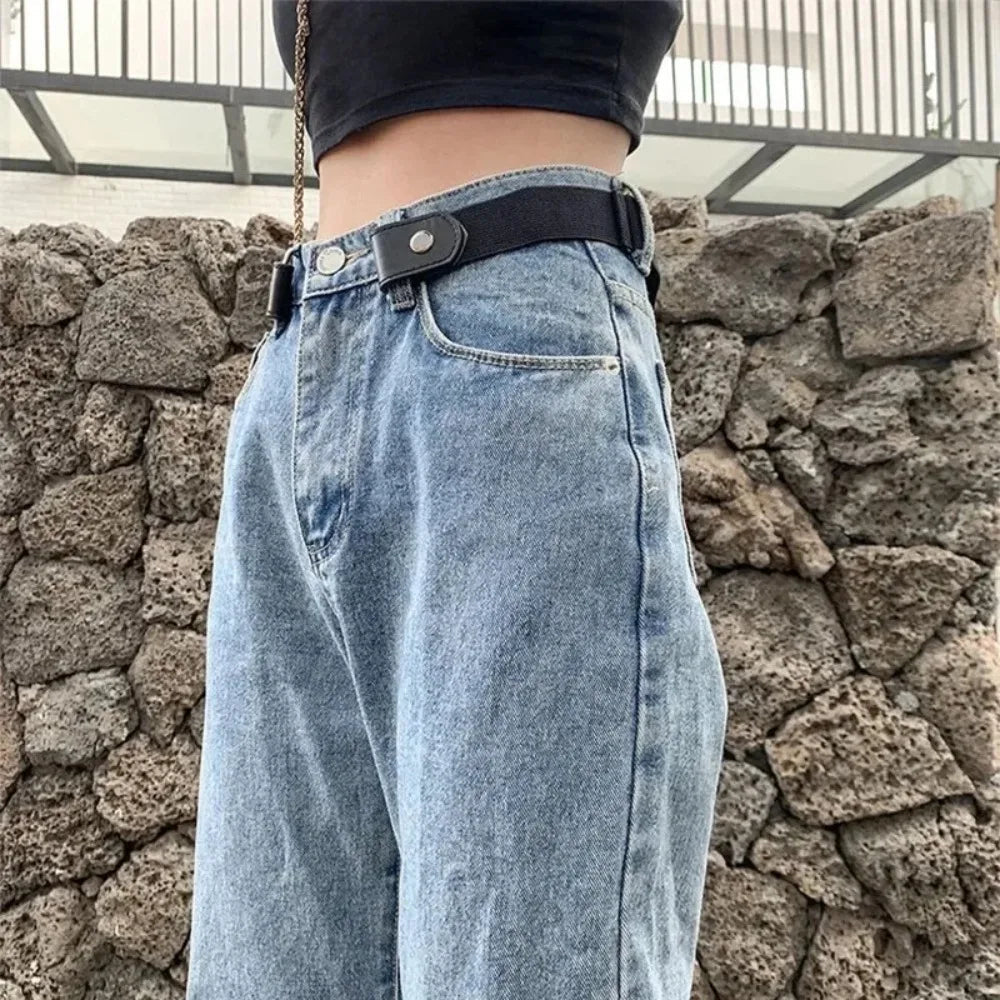Black adjustable elastic invisible belt from Belro with no buckle, designed for comfortable, seamless wear under clothing.