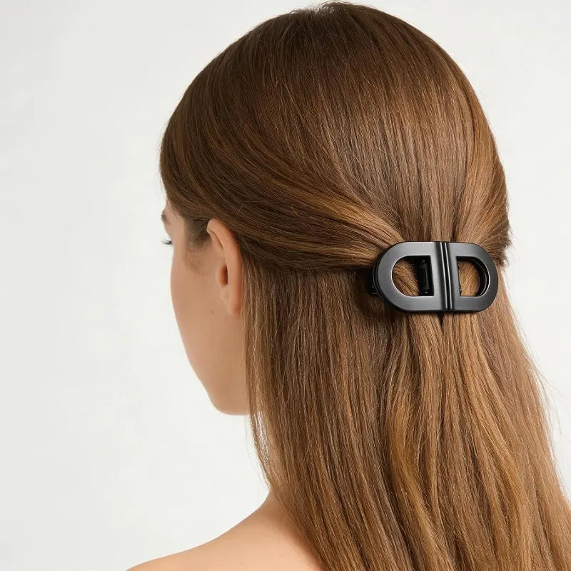 Belro Smart Magnetic Hairclip Set with strong hold, black and silver clips for stylish hair styling and secure fit.