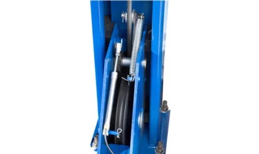 Heavy-duty Casavibeo BENDPAK HDS-18E 18,000-lb capacity vehicle lift with robust metal structure and safety features.
