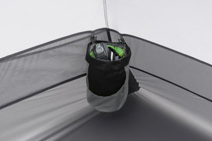 Casavibeo Sea to Summit Telos TR3 tent set up outdoors, showcasing its lightweight, three-person camping tent with rainfly and ventilation.