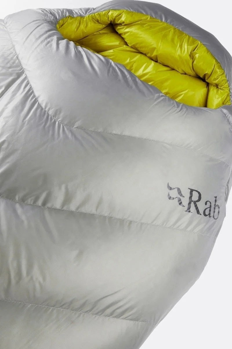 Casavibeo Rab Mythic 600 Down Sleeping Bag opened to show lightweight, insulated interior designed for outdoor camping comfort.