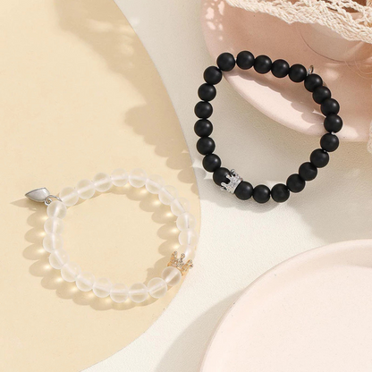 Belro Glow Heart magnetic couple's bracelet featuring a heart-shaped charm, stylish jewelry accessory for couples.