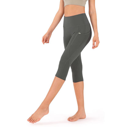 Belro ladies cotton capri leggings with pockets, activewear clothing featuring a comfortable fit and functional side pockets.