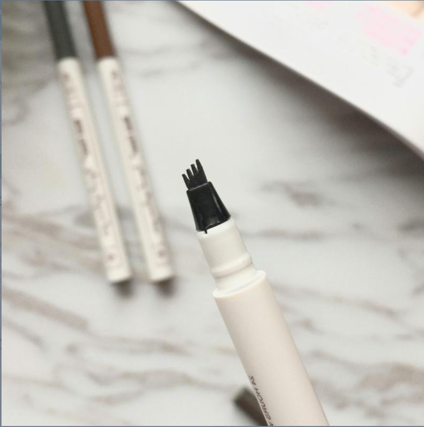 Belro waterproof microblading pen for precise eye makeup, featuring a sleek design ideal for professional eyebrow tattooing.