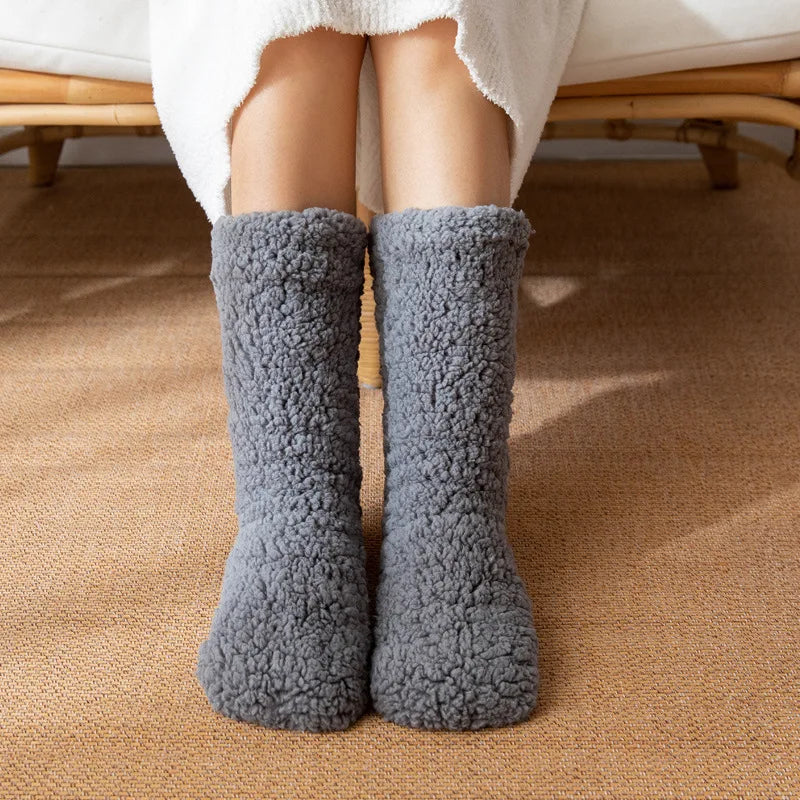 Belro cozy cashmere thermal socks for winter, soft and warm sleepwear, shown in a close-up image of the knitted fabric.