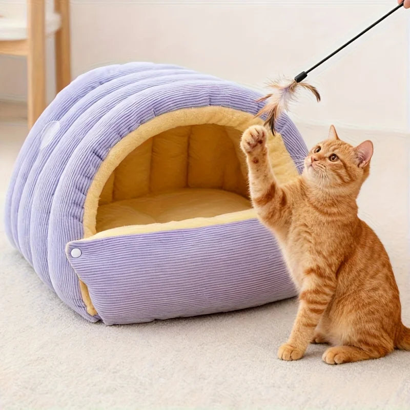 Belro Warm Arctic Fleece Enclosed Cat Cave Bed with cozy, soft interior and rounded entrance, designed for comfortable cat lounging.