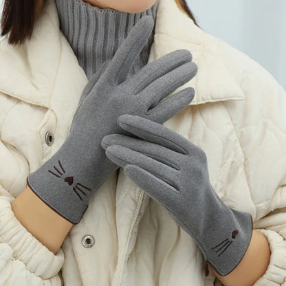 Belro women's touchscreen winter gloves with cat-themed design, soft knit fabric, and touchscreen fingertips for convenient use.