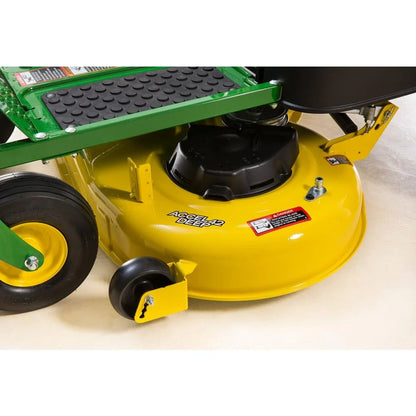 Casavibeo John Deere Z345M 42-inch zero-turn riding mower with 22 HP V-twin engine and dual hydrostatic transmission.