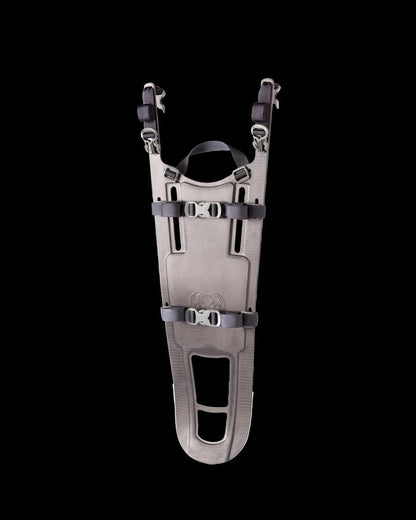 Casavibeo KUIU PRO 6000 hiking pack with multiple compartments and adjustable straps, designed for outdoor adventures.