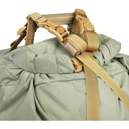 Casavibeo Mystery Ranch Metcalf 50 backpack with multiple compartments, padded straps, and durable fabric for outdoor adventures.