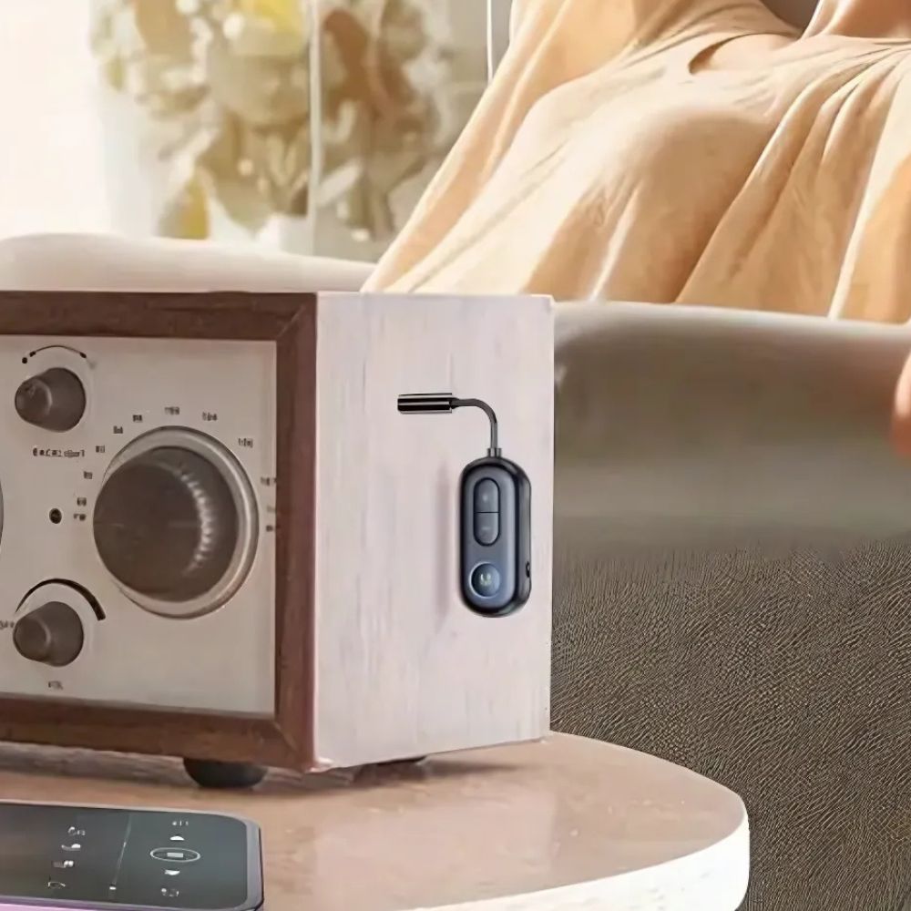 Belro Wireless Bluetooth 5.4 audio transmitter and receiver with microphone, compact electronic airplane adapter for audio devices.