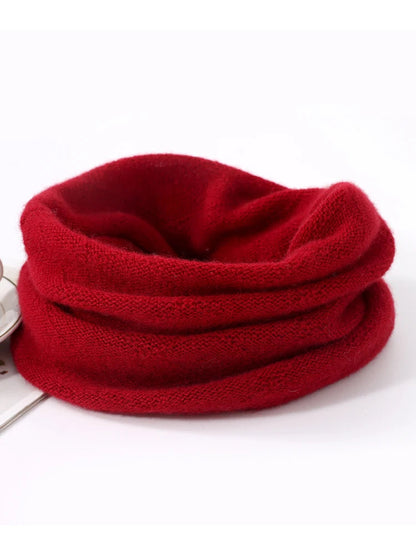 Belro merino wool face mask and winter scarf set, soft and warm clothing for cold weather, featuring natural wool texture and snug fit.