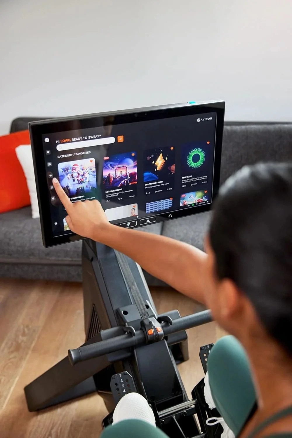 Casavibeo Aviron Strong Series rowing machine with 22-inch HD touchscreen, dual resistance, and compact design for game-based workouts.