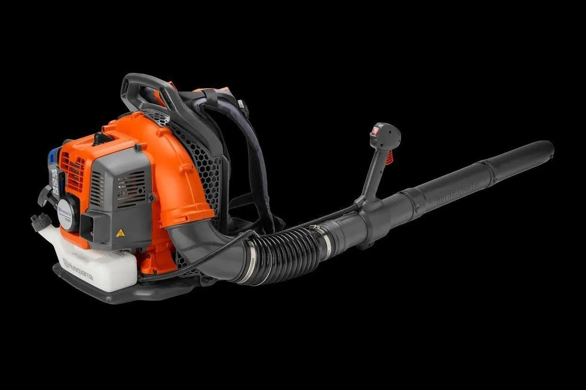 Casavibeo Husqvarna 150BT gas backpack blower with ergonomic handle and powerful engine, ideal for yard cleanup and leaf blowing.