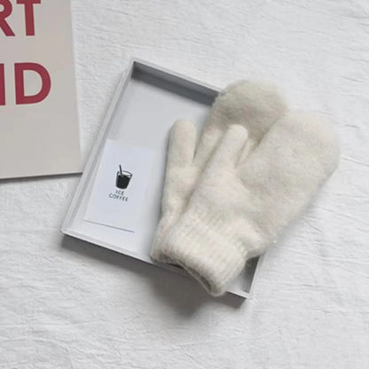 Belro cashmere knit mittens for women, soft winter clothing with a cozy, textured knit pattern and ribbed cuffs.