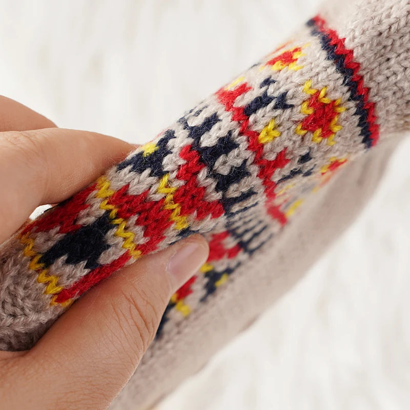 Belro snow pattern warm winter socks with cozy knit design, suitable for cold weather and stylish winter accessories.