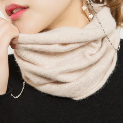 Belro thermal cashmere neck gaiter for winter, soft and warm clothing accessory, shown covering the neck in a winter setting.