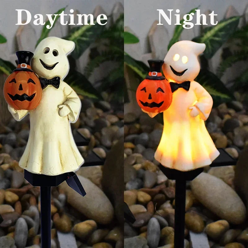 Belro Halloween solar light outdoor decoration attached to umbrella, illuminating spooky themed accessories for outdoor Halloween decor
