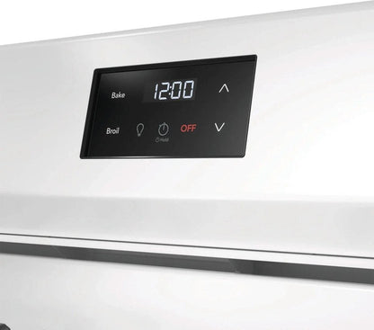 Casavibeo Frigidaire 30-inch gas range with four burners and oven, stainless steel finish, and control knobs.