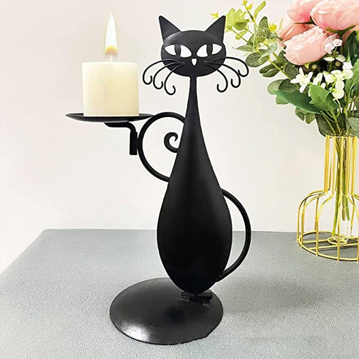 Black cat-shaped candle holder from Belro, decorative black cat figure designed for candles, ideal for home fragrance display.