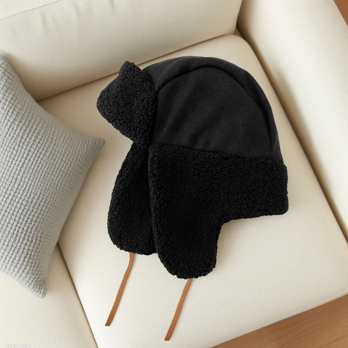 Belro fleece trapper hat with ear flaps, cozy winter bomber hat designed for warmth and style in cold weather.
