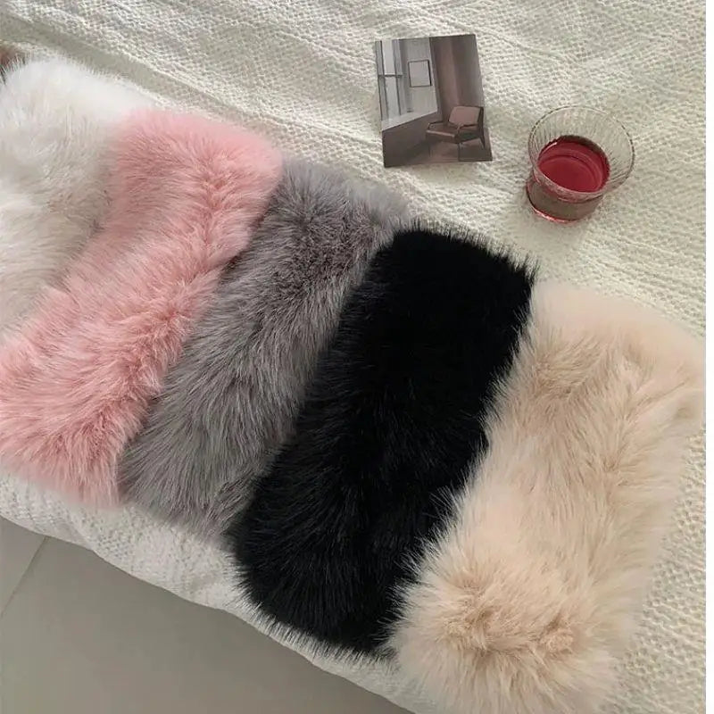 Belro fluffy faux fur headband for women, soft and cozy hair accessory, perfect for stylish winter looks.