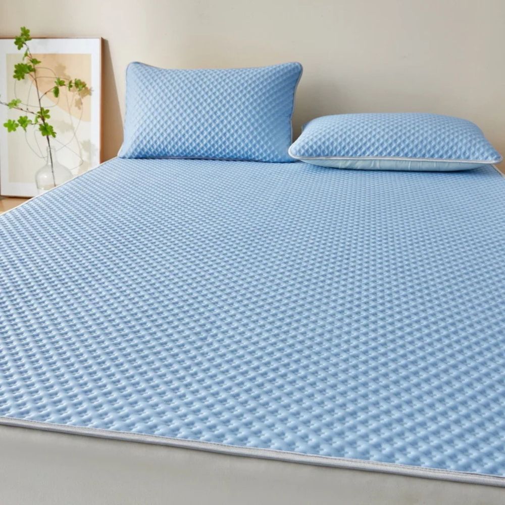 Belro lightweight bedding set with soft, breathable bed sheets in a cozy bedroom setting for home and garden decor.