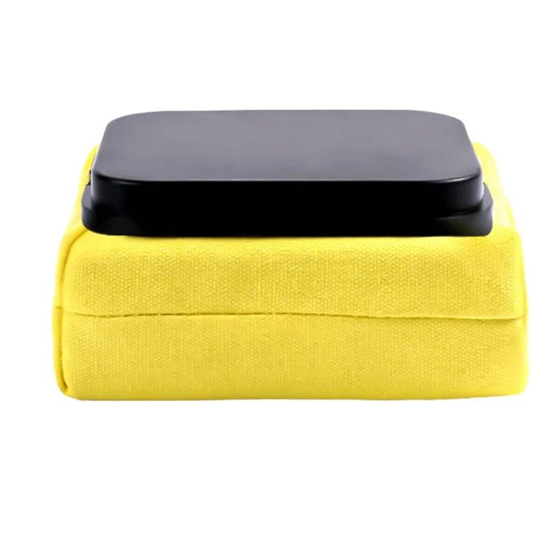 Belro grill brush with steam cleaning and scraper for effective grill cleaning, shown with bristles and scraper head.