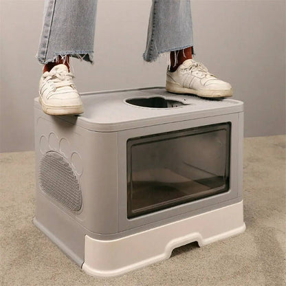 Belro cat litter box in a neutral color with a hooded design, suitable for indoor use and easy to clean.