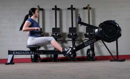 Casavibeo Body Solid R300 Endurance Rower with adjustable seat and digital display for full-body cardio workout.