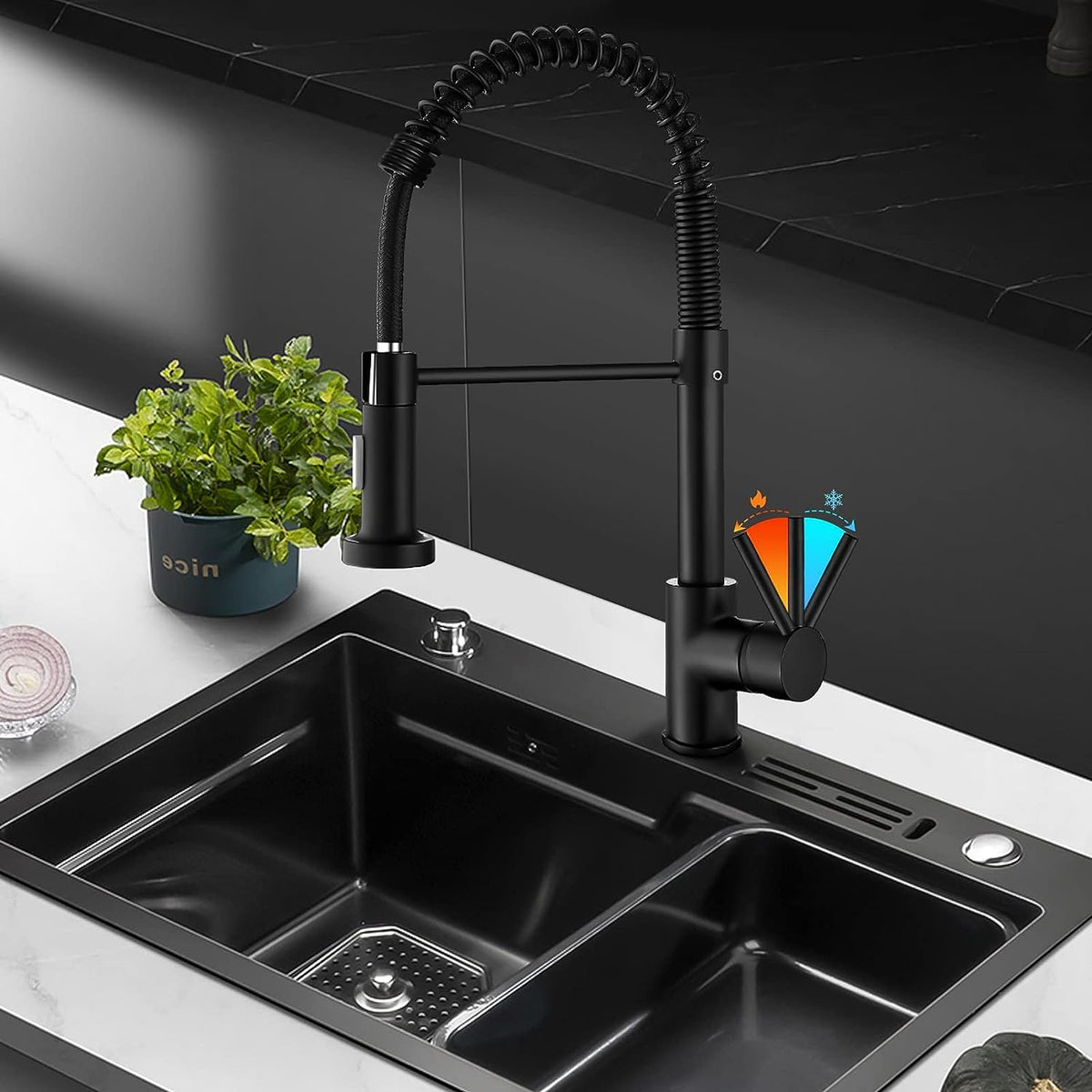Belro single-hole kitchen faucet with pull-down sprayer, chrome finish, modern design for easy kitchen sink use