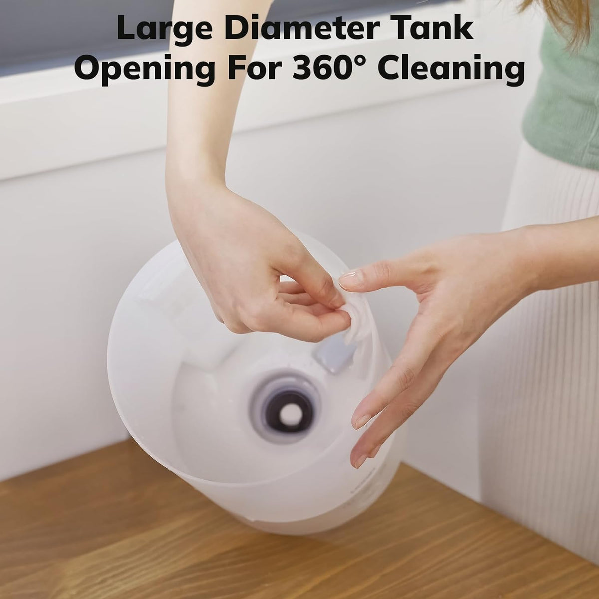 Belro Ultrasonic Cool Mist Humidifier for large rooms, white plastic appliance with adjustable nozzle and water tank.